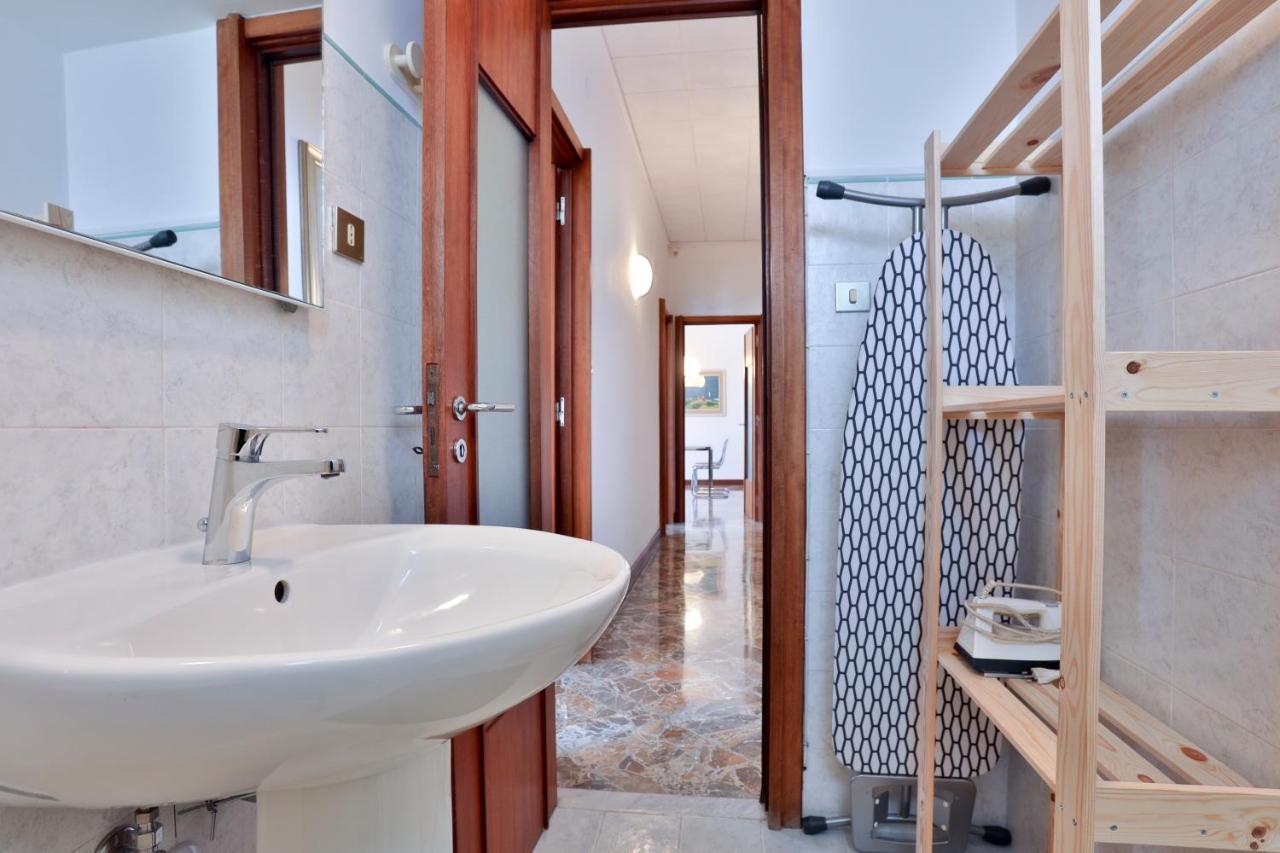 Salerno Irno Bright Apartment Exterior photo